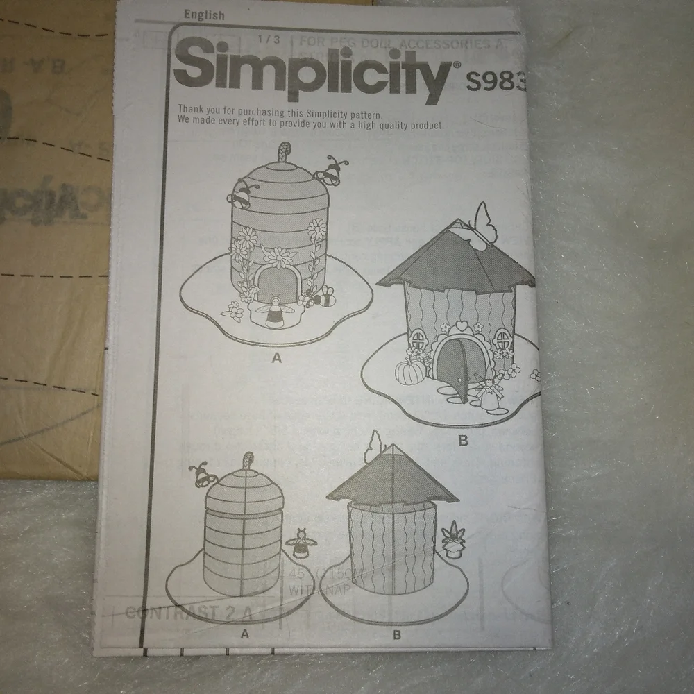 SIMPLICITY S9839 Fabric Critter Houses and Peg Doll Accessories by Carla Reiss